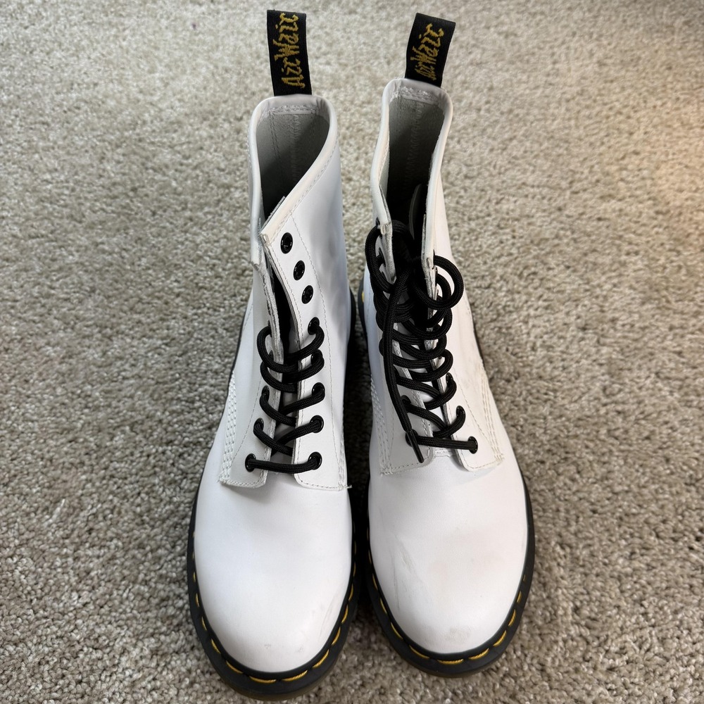 Dr. Martens Boots Womens Size 9 White Leather Combat Lace Up Slip Resistant
